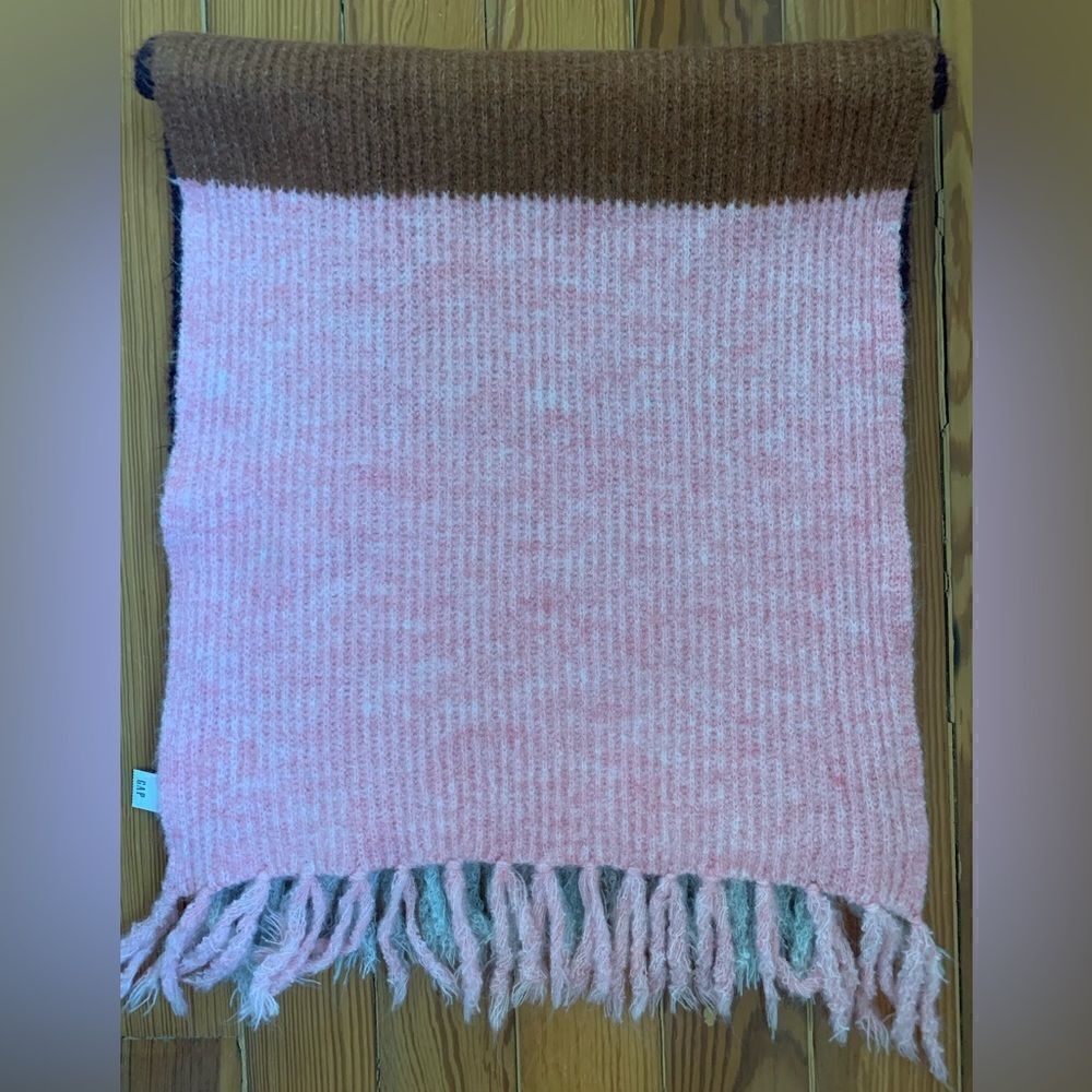 NWT Gap Color Block Scarf